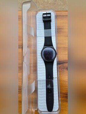 Swatch Black Rebel SUOB702 Watch New Battery